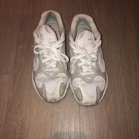 Adidas yung 1 sneakers