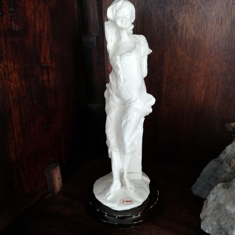 Alabastros Herna figur statue