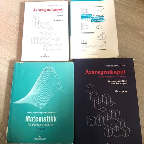 Matematikk for økonomer samt diverse bøker