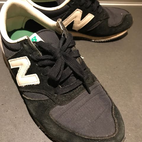 Sko fra new balance i str 37, lite og pent brukt