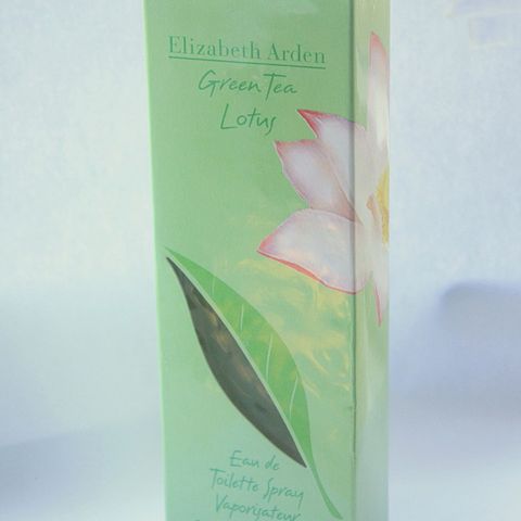 ELIZABETH ARDEN ** Green Tea Lotus **  100 ml. edt.  Ny i folie.