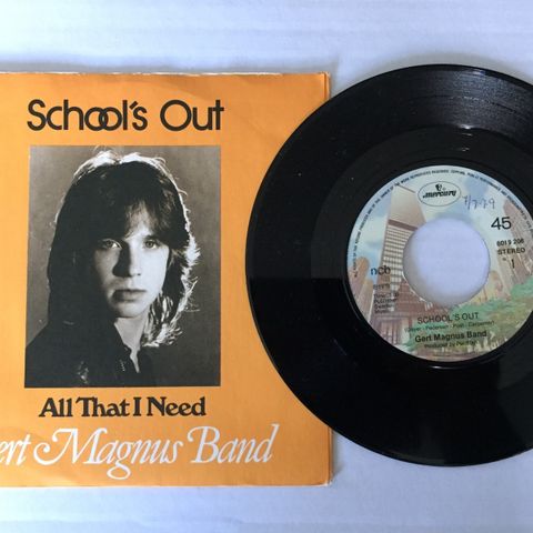 GERT MAGNUS BAND / SCHOOL'S OUT - 7" VINYL SINGLE