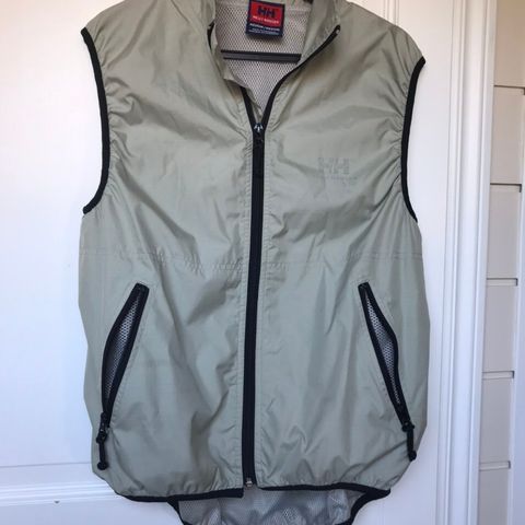 Helly Hansen vest kr 300,-