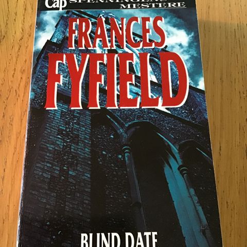 Pocketbok: Frances Fyfield, Blind date