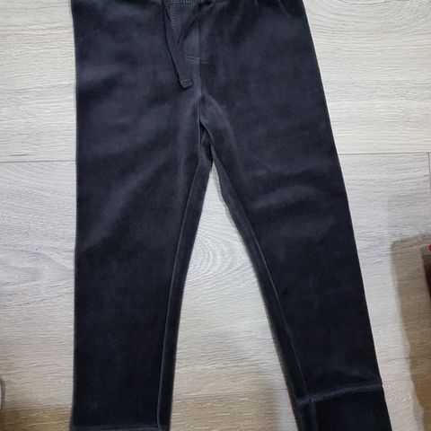 Legging i valour str 98. NY