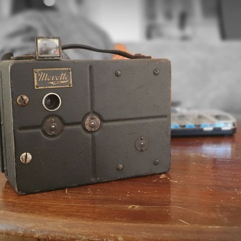 Antikk Amerikansk filmkamera fra 1918 - Movette