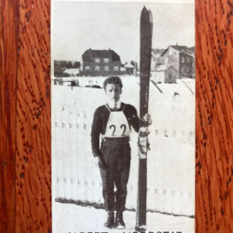Albert Nordstad  Ski Hopp sigarettkort fra ca 1930 Tiedemanns Tobak!
