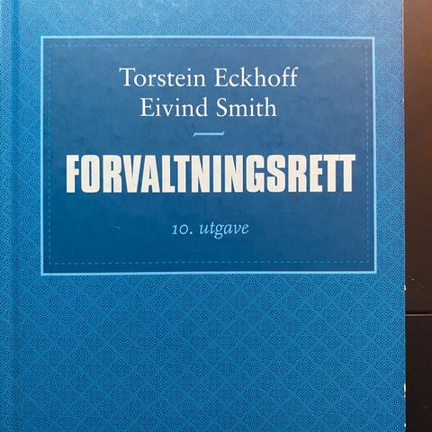 Eckhoff og Smith, Forvaltningsrett