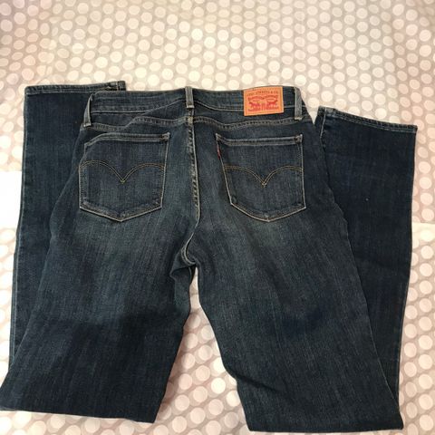 Levis jeans modell 712 slim, lite brukt str 29/32