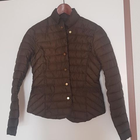 Et fine jakke til salg