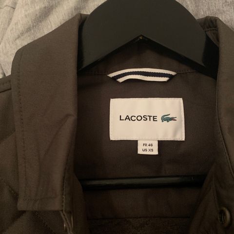 Lacoste Jakke grønn oliven Size FR 46 US XS