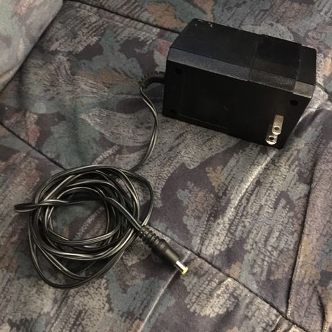 Adapter PSU 120V til DC 13,5  1,5 A NB! Amerikansk