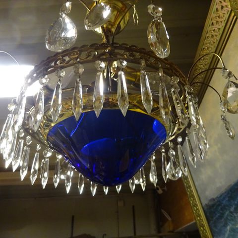 taklampe med blått glass