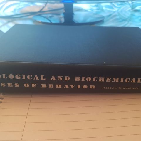 Psykologi studie bok, Biological and Behavioural bases of  behaviour