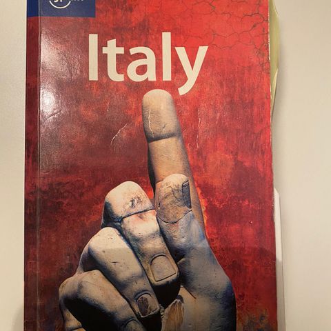 10 Lonely Planet bøker: Italia, Thailand, USA, Malaysia Singapore og Brunei...