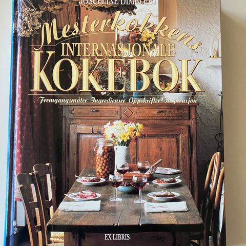 Mesterkokkens internasjonale kokebok. Av Josceline Dimbleby.+300 A4.