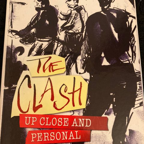 The Clash Up Close And Personal (DVD & Bok)