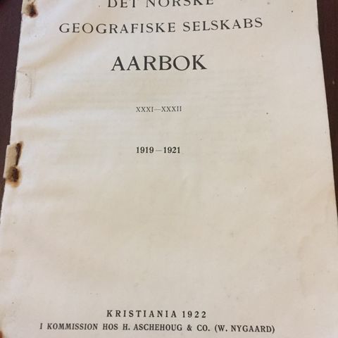 Det norske geografiske selskaps aarbok. Utgitt 1922