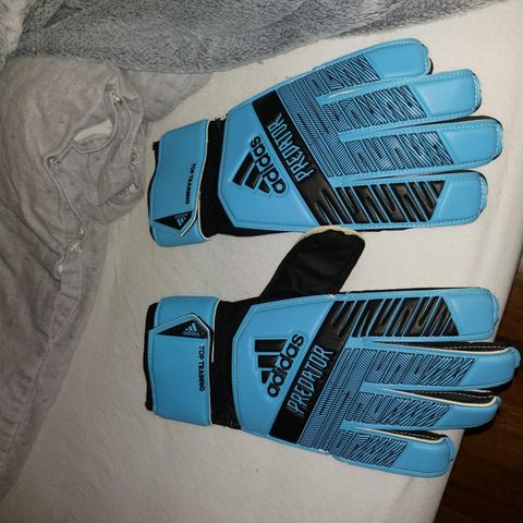 Adidas str 8.5 kr 100