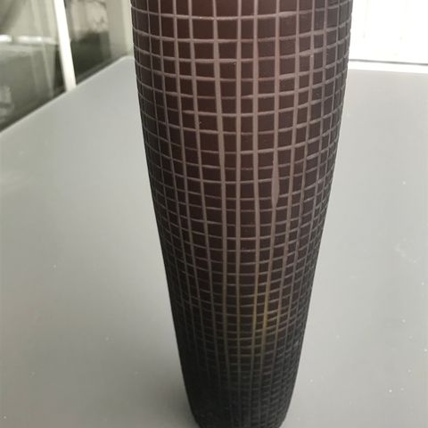 Vase brun