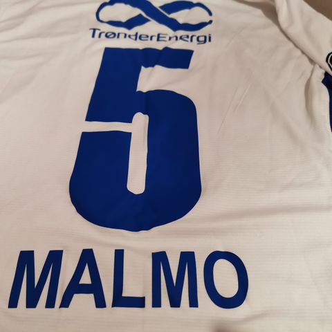 matchbrukt? Ranheim IL 2015/16 hvit/lyseblå fotballdrakt 5 MALMO. FD67