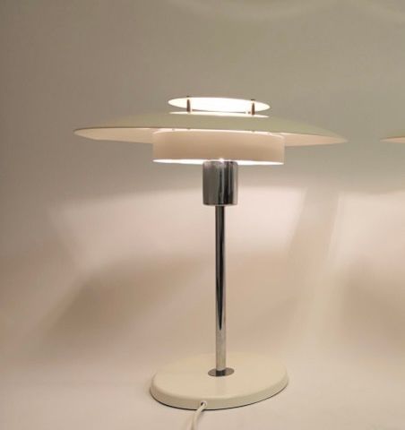 Borens bordlampe fra 1970