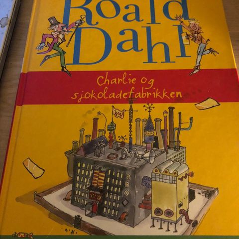 Roald Dahl sin bok Charlie og Sjokoladefabrikken til salgs.