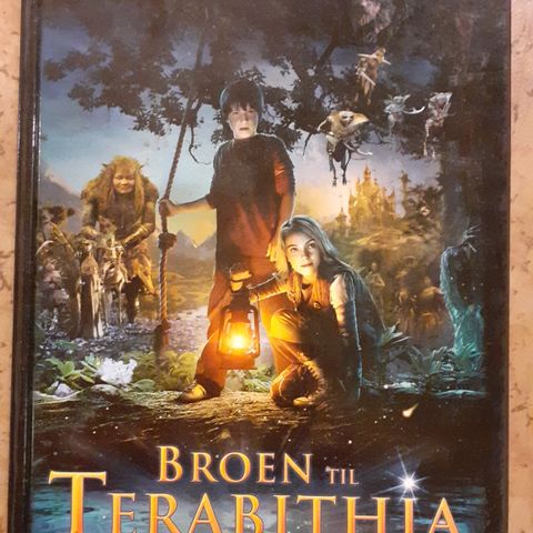 BROEN TIL TERABITHIA - Katherine Paterson.