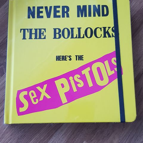 Sex Pistols notatbok. Punk, Johnny Rotten, Sid Vicious, God save the Queen