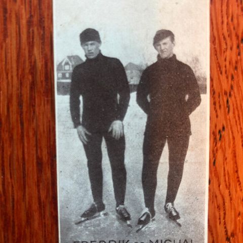 Fredrik og Michal Michelsen Hamar skøyter sigarettkort 1930 Tiedemanns Tobak!