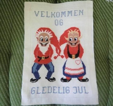 Håndbrodert julebilde - Velkommen og Gledelig Jul