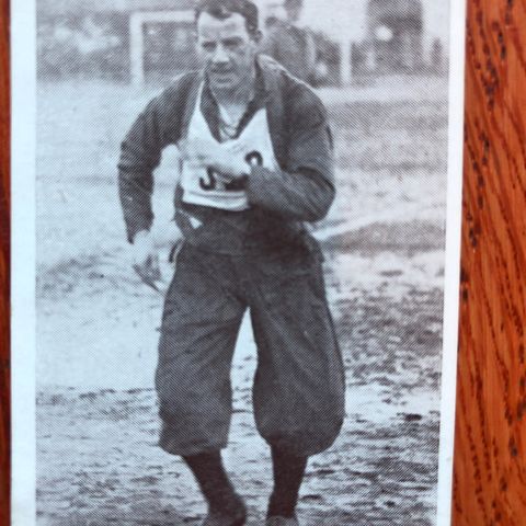 Eyvind Grundt Marsj Arild Sturla friidrett sigarettkort 1930 Tiedemanns Tobak