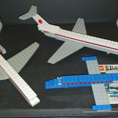 Vintage LEGO fly fra 70 tallet