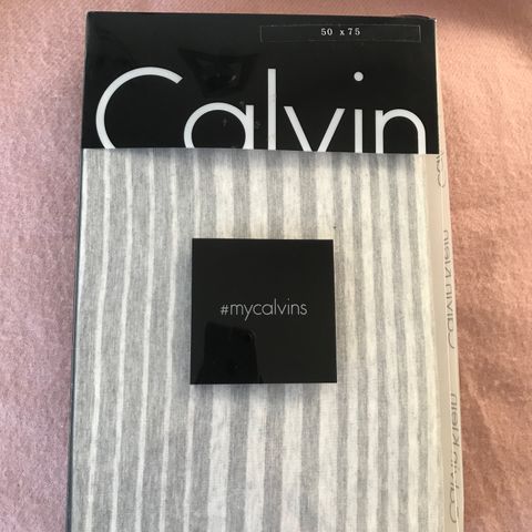 Nytt putetrekk fra Calvin Klein