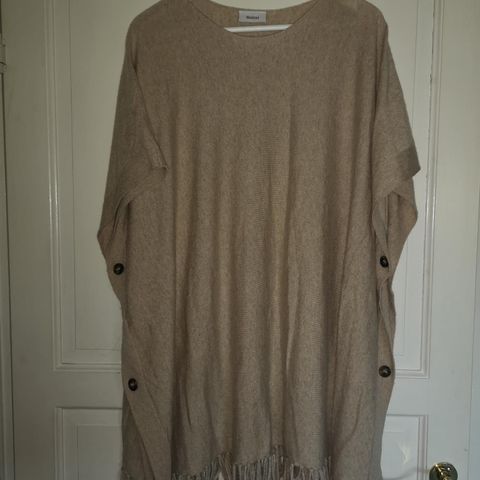 Str L/XL beige poncho Yessica C&A