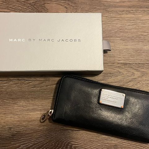 Pengebok fra Marc Jacobs