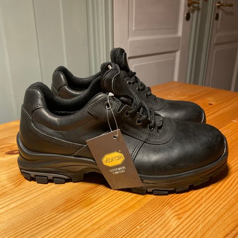 Grisport Vibram Uniformsko str. 41