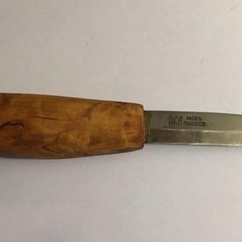 Gammel håndlaget kniv - 10,5 cm