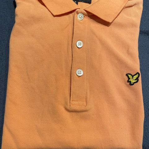 Nesten ny Lyle & Scott t skjorte