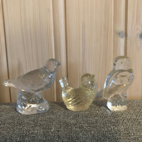Glassfugler, fugl i pressglass, glassugle. 3 stk selges samlet pris 75