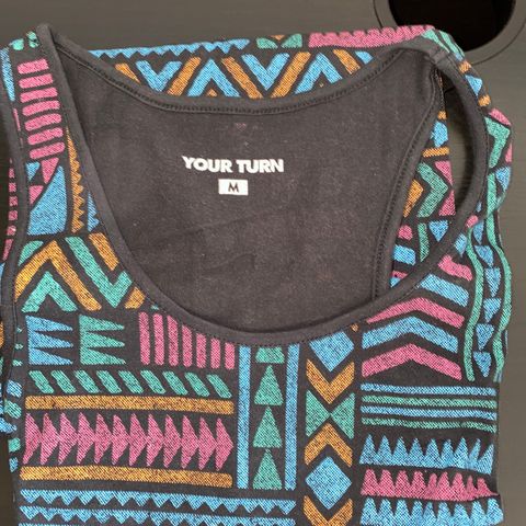 Trippy hippy tank-top selges billig