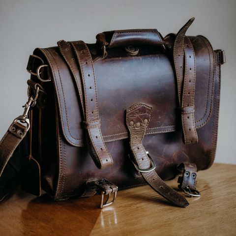 Saddleback Classic Leather Briefcase (skinnveske i størrelse Large)