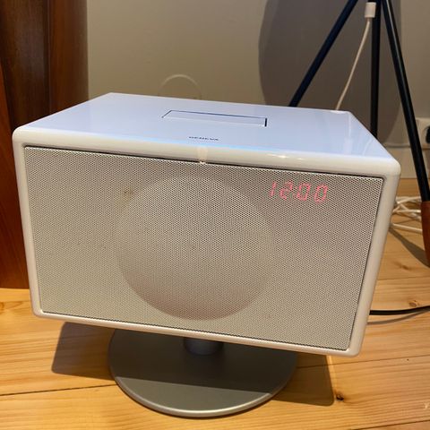 Geneva radio/høyttaler til iPod / FM
