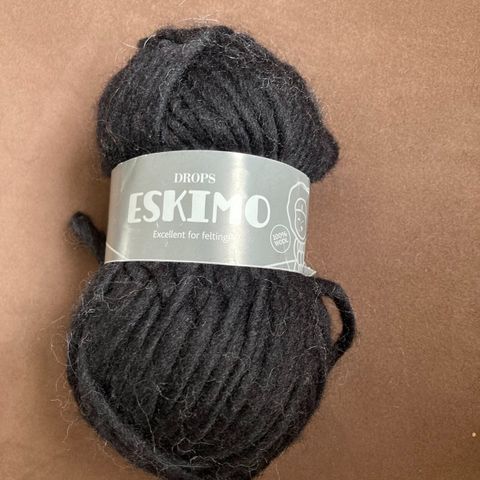 Drops eskimo garn 100% ull selges perfekt for felting