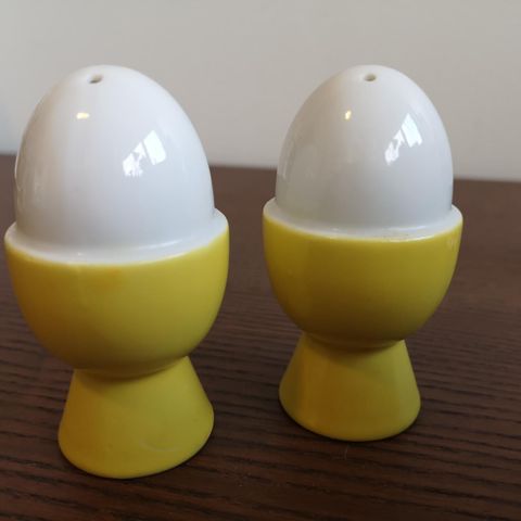 Salt og pepper bøsse -egg