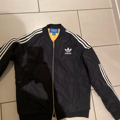 Bomber jakke fra Addidas