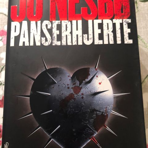 Jo Nesbø bøker Panserhjerte,Frelseren.Snømannen,. Solgt.  ,Hodejegerne Solgt