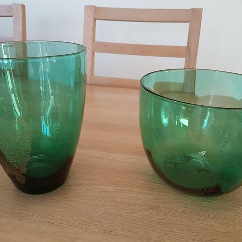 Nydelig grønn vase og glass bolle. Hadelandglass/  Magnorglass