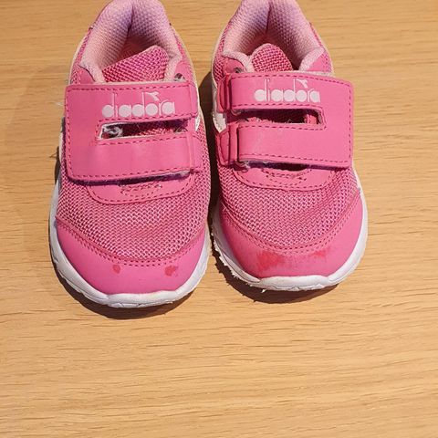 Diadora joggesko