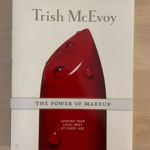 Boken «The Power of Makeup» av Trish McEvoy